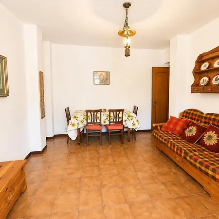 Hostdomus - Medail 81 Daire